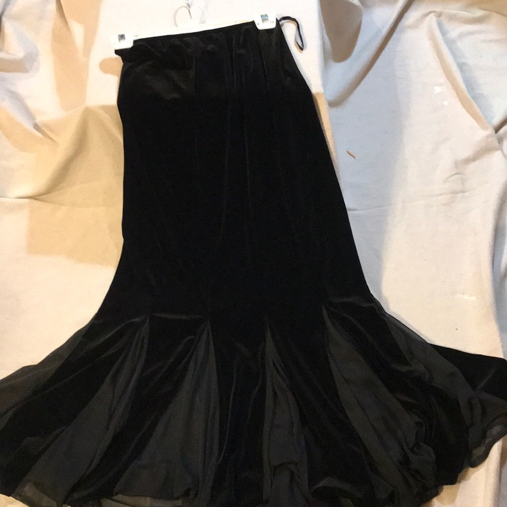 Stretch Velveteen Skirt, S, sheer ruffle gussets